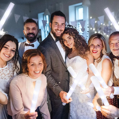 30Pcs LED Foam Sticks White Light Glow Sticks Glow Cheer Batons Flashing Effect Glow in the Dark Wedding Party Supply 3 Flashing